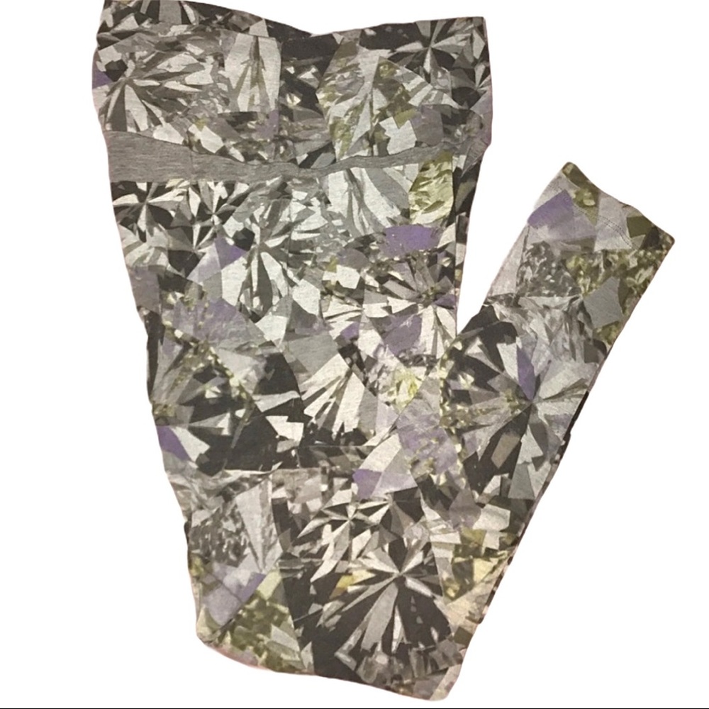 Trash & Luxury Abstract Geometric Printed …